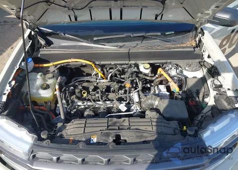 2024 Ford Maverick Xlt z USA, uszkodzony, nr VIN 3FTTW8H39RRB57256